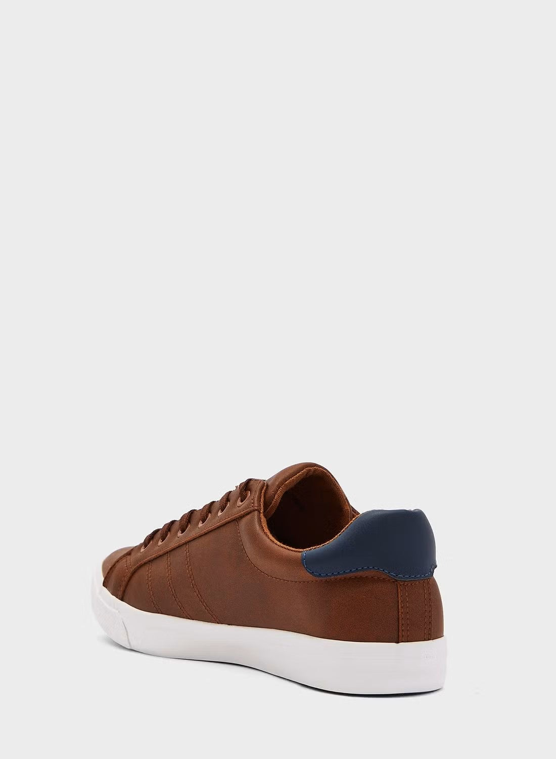 Seventy Five, Casual Sneakers
