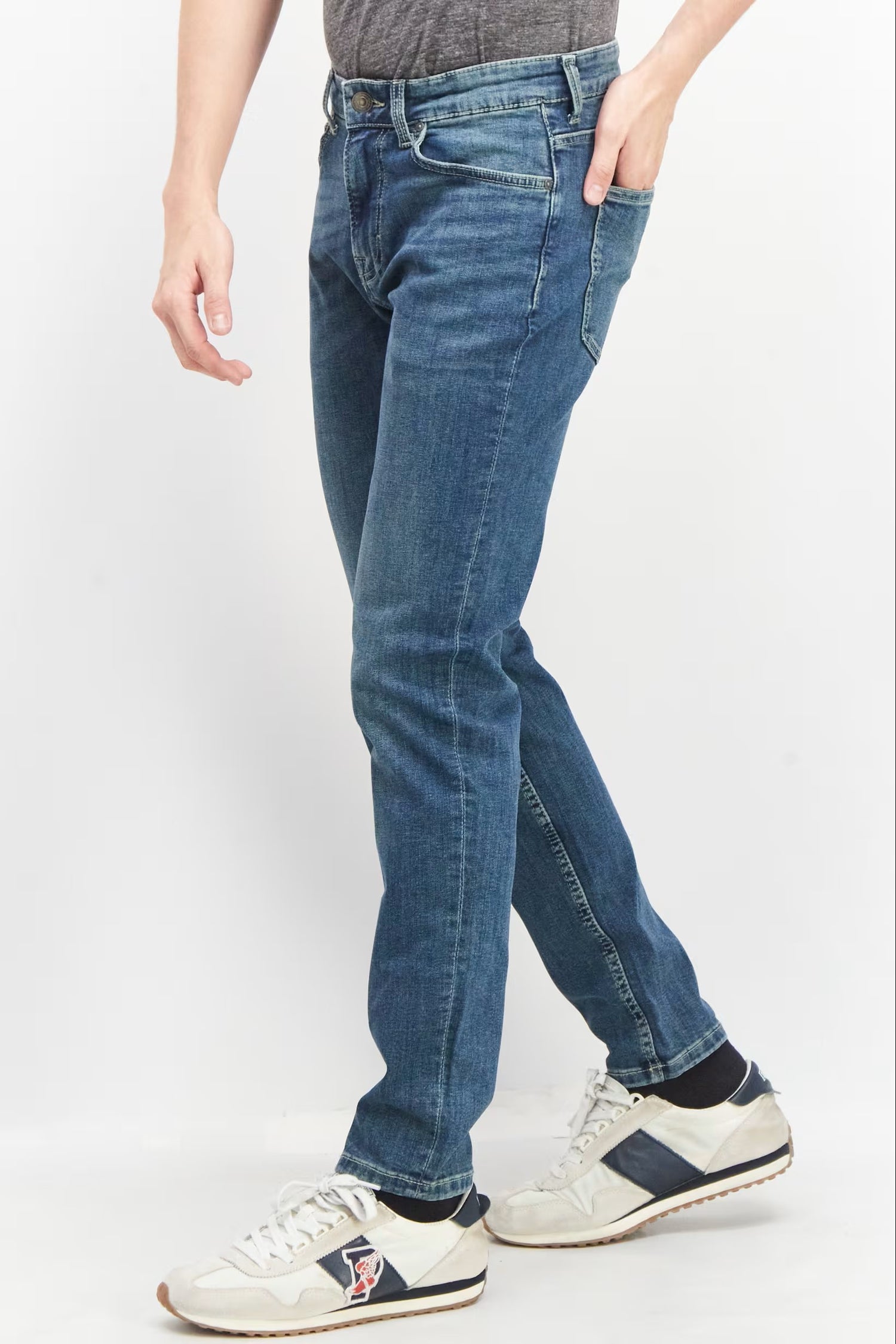 Celio*, Men Slim Fit Washed Stretchable Jeans, Medium Blue