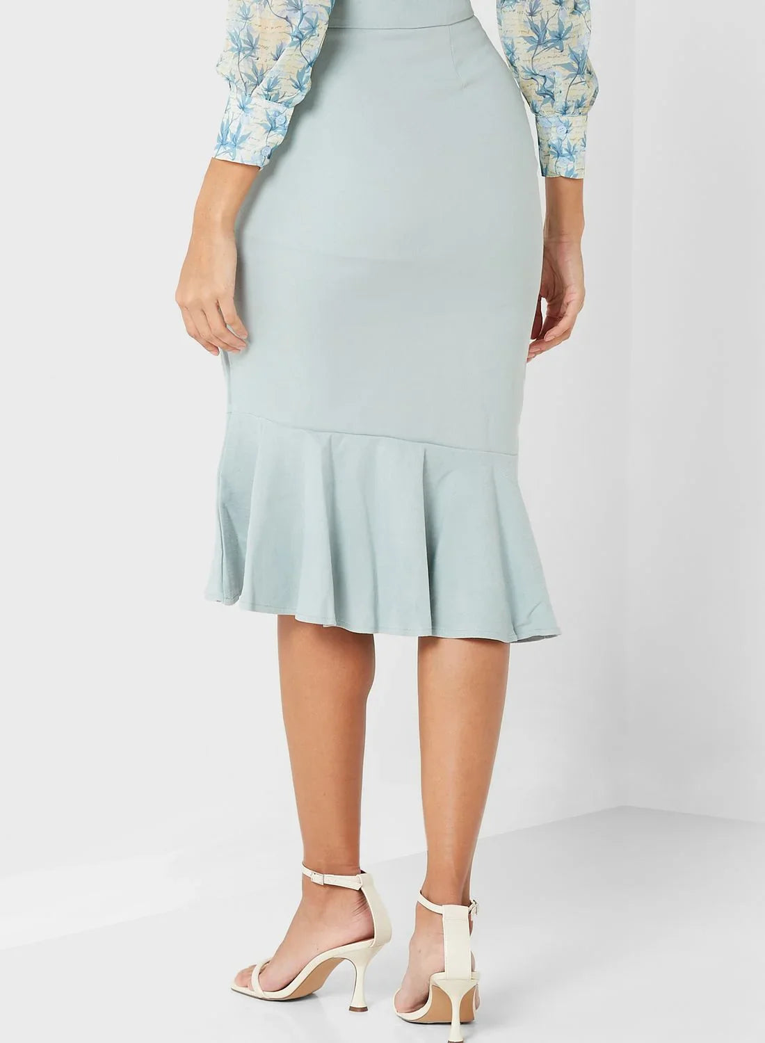 Solid Ruffled End Skirt